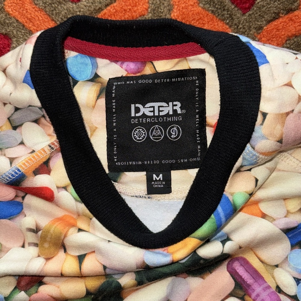 Deter Clothing Vibrant Crewneck Sweater Pills Drugs Men's Med Urban Outfitters - Picture 4 of 8